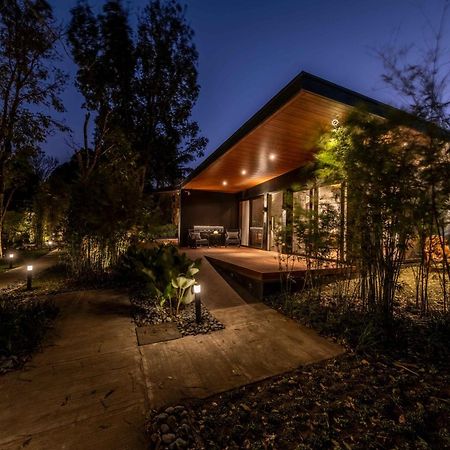 Ananda Cabin - Ezra Viniti Resort Tagaytay City Exterior foto